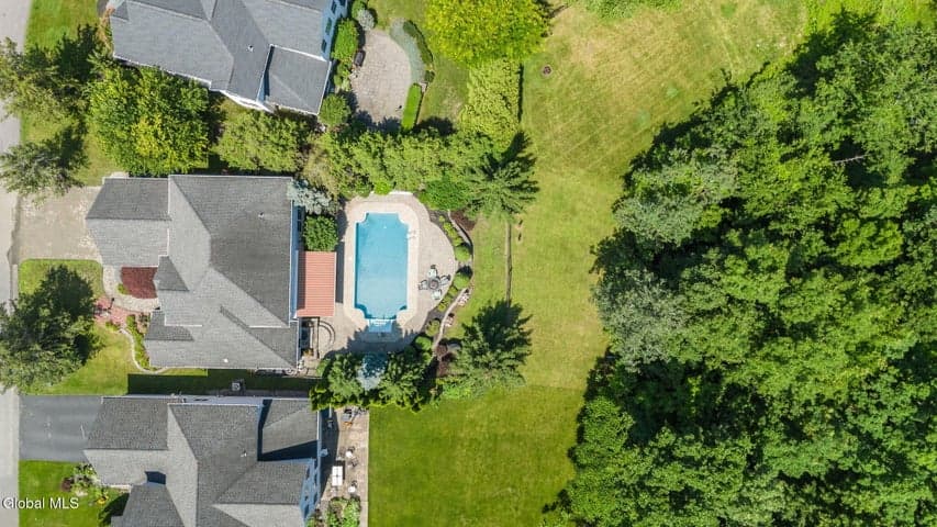 10 Yardley Court, Loudonville, NY, photo 4