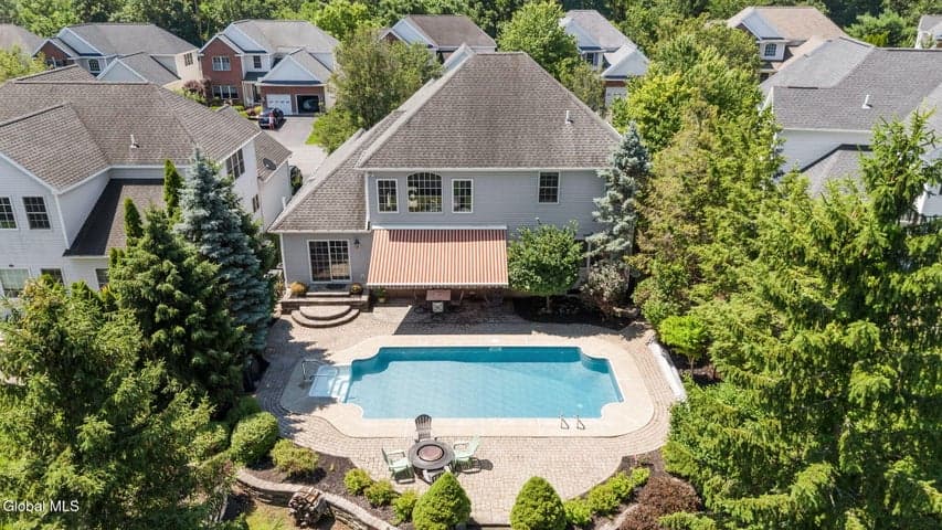 10 Yardley Court, Loudonville, NY, photo 2