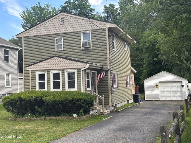 56 Broderick Street, Colonie, NY, photo 1