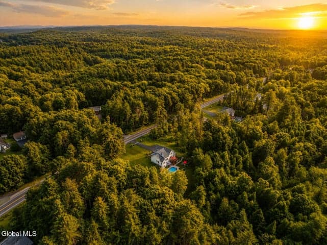 130 Middle Grove Road, Greenfield, NY, photo 5