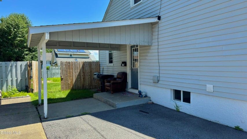 12 New Street, Amsterdam, NY, photo 4