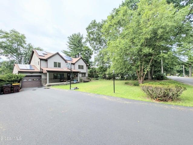 841 Harris Drive, Niskayuna, NY, photo 1