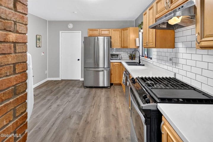 1034 Glendale Place, Schenectady, NY, photo 5