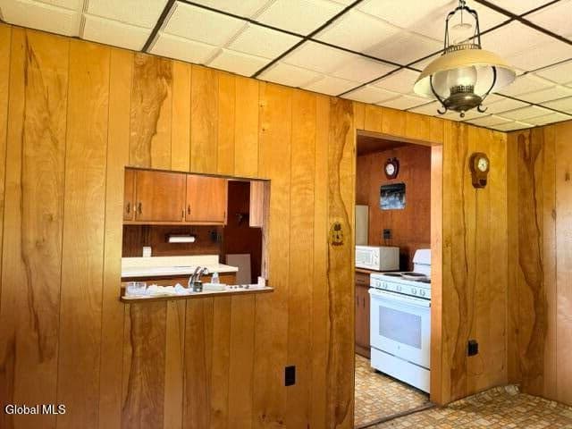 132 Seelye Road, Queensbury, NY, photo 5