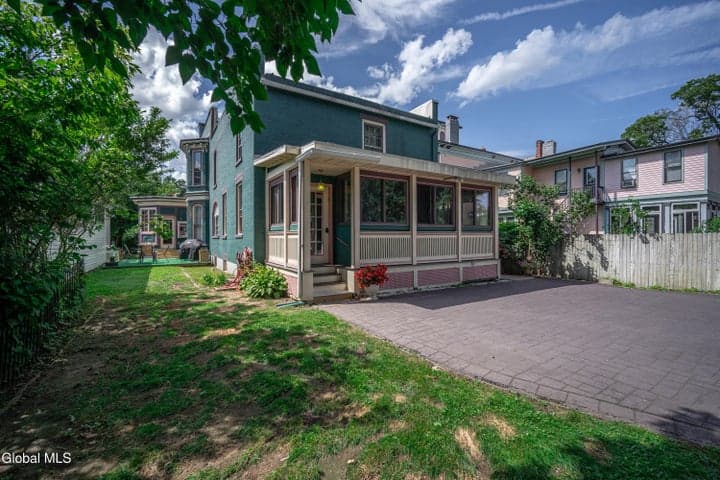 146 Regent Street, Saratoga Springs, NY, photo 4