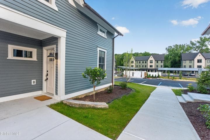 182 Excelsior Avenue #5, Saratoga Springs, NY, photo 3