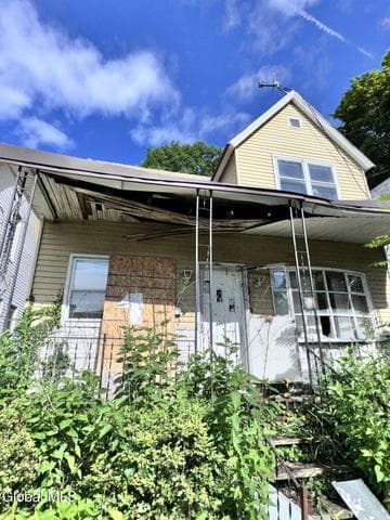 15 Grotto Court, Watervliet, NY, photo 1