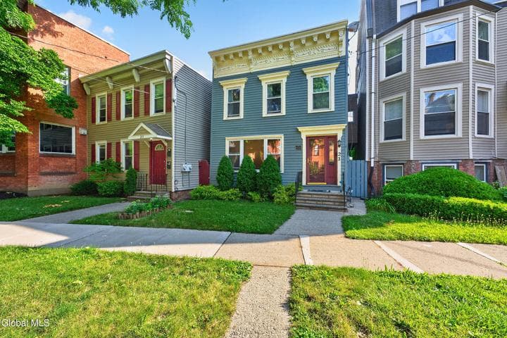 21 Western Avenue, Albany, NY, photo 1