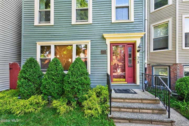21 Western Avenue, Albany, NY, photo 4