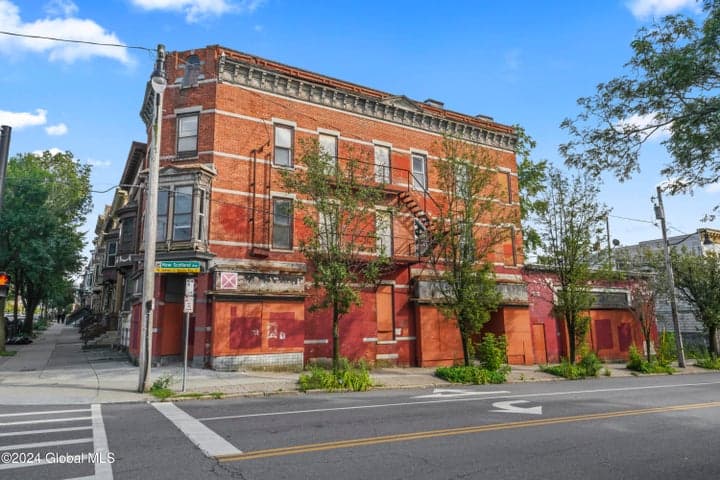 558 Madison Avenue, Albany, NY, photo 1