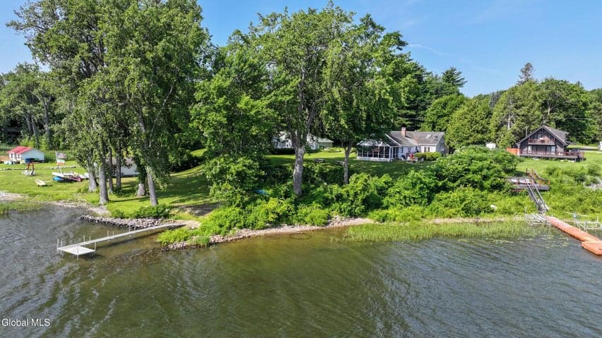 6 Berry Patch Lane, Crown Point, NY, photo 1