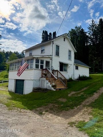 30 Chamberlain Mills Road, Hebron, NY, photo 1