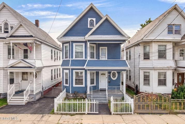928 Delamont Avenue, Schenectady, NY, photo 1