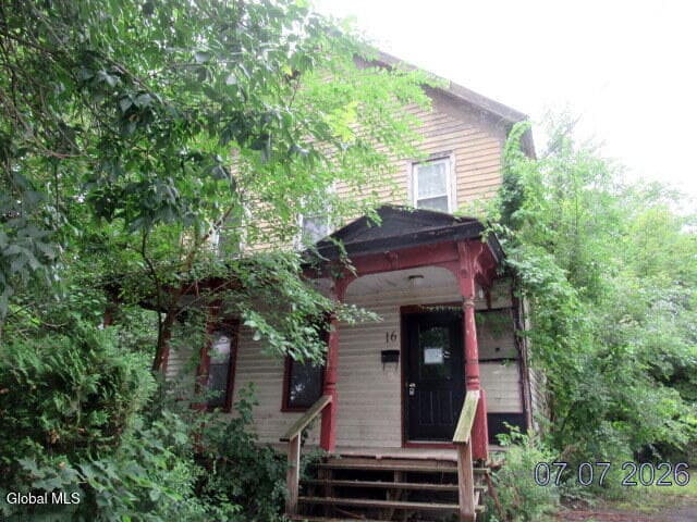 16 Orchard Street, Glens Falls, NY, photo 1