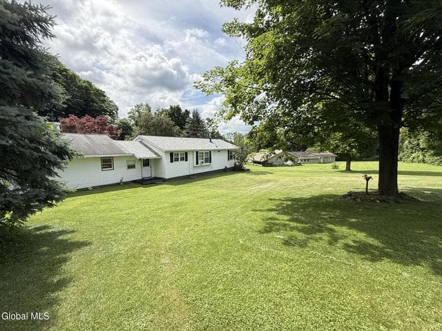 695 Dean Road, Hudson Falls, NY, photo 5
