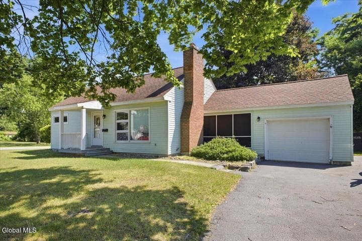 6 Carlton Drive, Queensbury, NY, photo 1