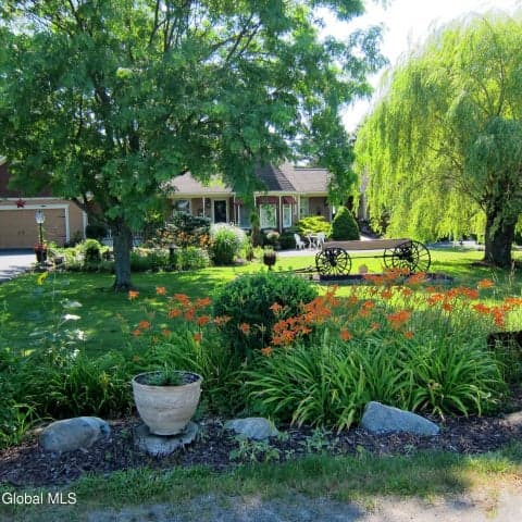 625 McKay Road, Amsterdam, NY, photo 5