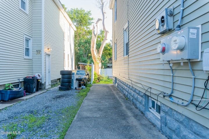 1016 Strong Street, Schenectady, NY, photo 3