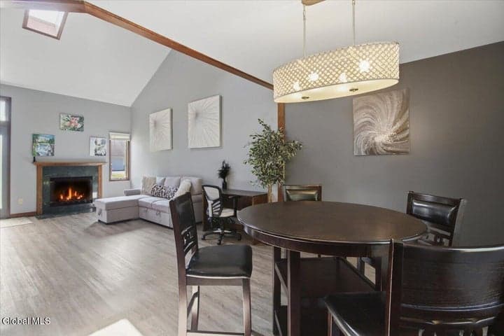 8 Green Meadow Drive, Clifton Park, NY, photo 5