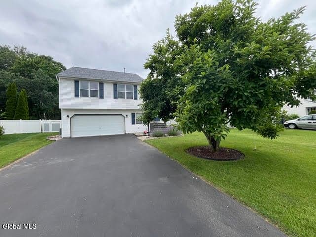 1104 Regal Court, Glenville, NY, photo 1