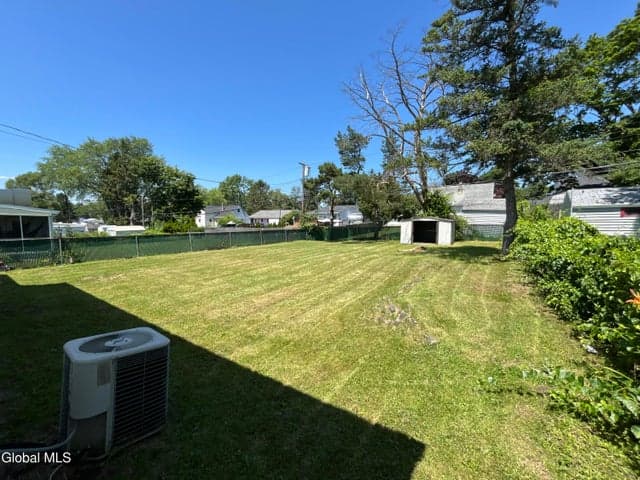 9 Dover Drive, Latham, NY, photo 4