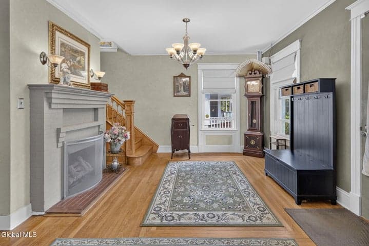 1071 Parkwood Boulevard, Schenectady, NY, photo 2