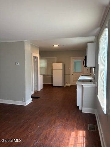 28 Lancaster Street, Cohoes, NY, photo 4