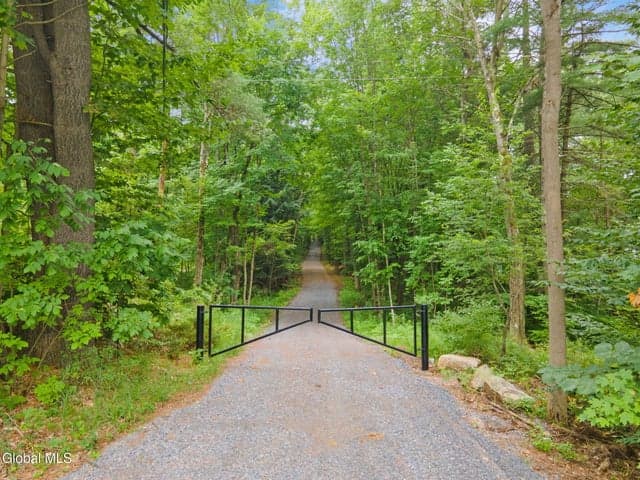L21 Call Street, Lake Luzerne, NY, photo 2