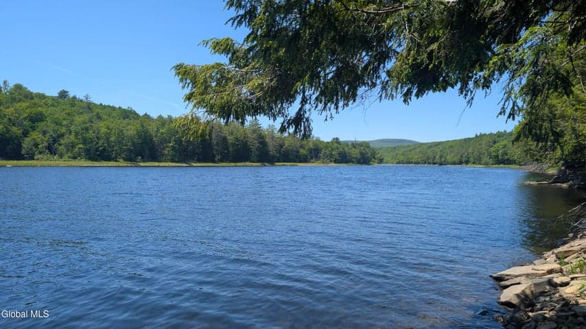 L21 Call Street, Lake Luzerne, NY, photo 2