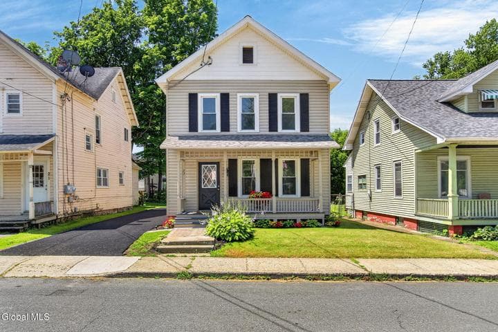 23 Lake Street, Stillwater, NY, photo 1