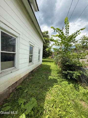 17 Algonkin Street, Ticonderoga, NY, photo 4