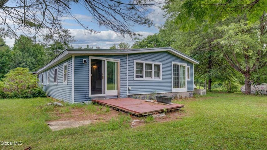 404 North Road, Oppenheim, NY, photo 5