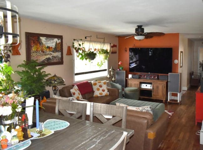 131 New York 82, Hudson, NY, photo 4