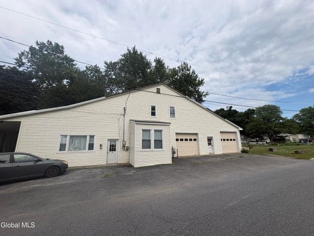 6 Spruce Street, Fort Edward, NY, photo 1