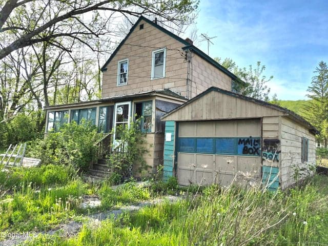47 Champlain Avenue, Whitehall, NY, photo 2