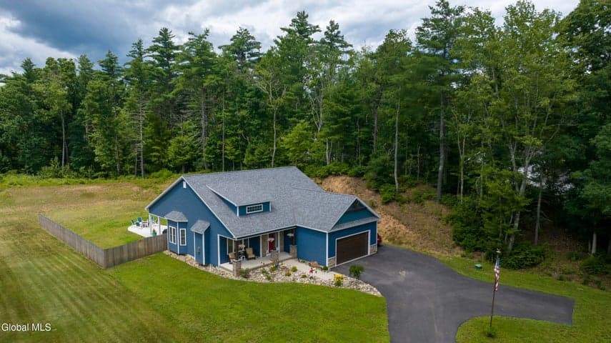 368 Ruggles Road, Wilton, NY, photo 4