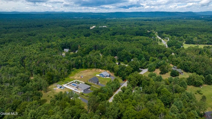 368 Ruggles Road, Wilton, NY, photo 5