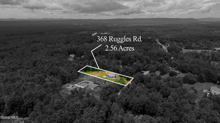 368 Ruggles Road, Wilton, NY, photo 3