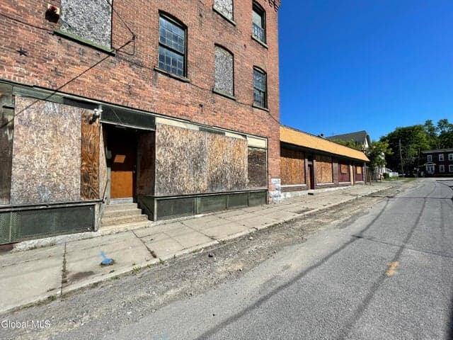 10 Leonard Street, Amsterdam, NY, photo 4