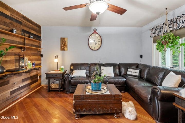 6 Acer Drive, Greenfield, NY, photo 4