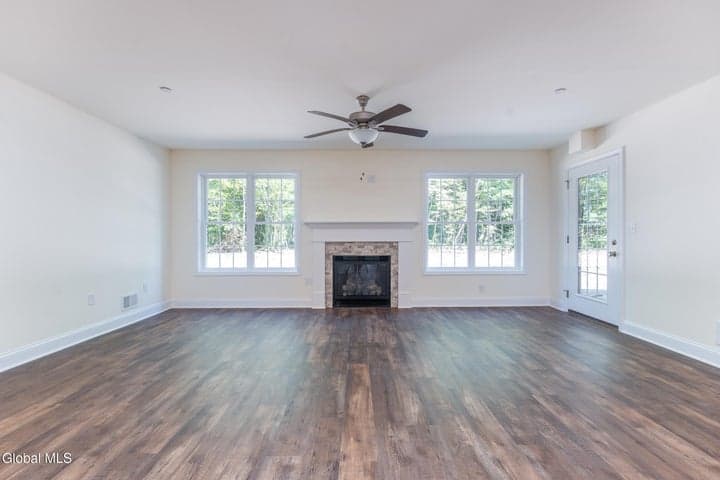 11 Prescott Drive #B, Glenville, NY, photo 3