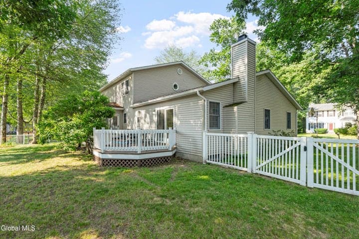 10 Tiffany Place, Saratoga Springs, NY, photo 5