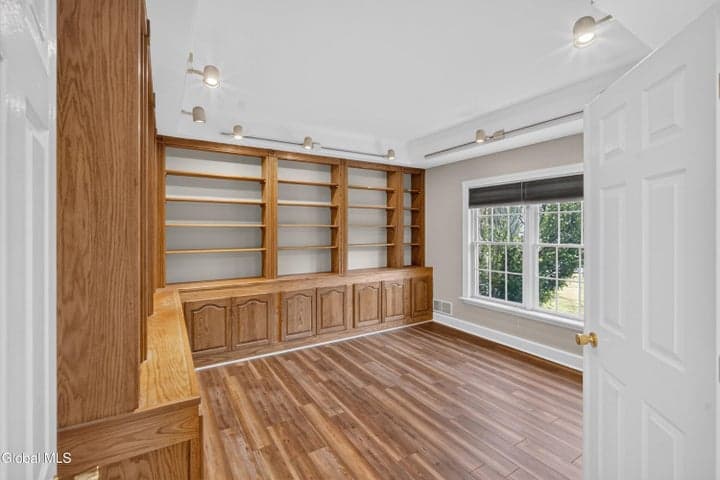 9 Long Creek Drive, Ballston, NY, photo 5