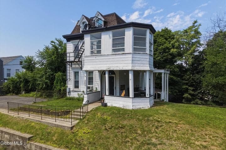2209 16th Street, Troy, NY, photo 3