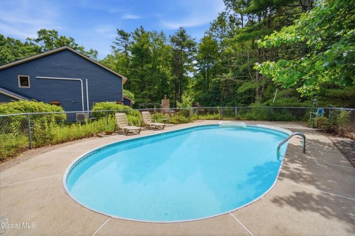 71 Edie Road, Wilton, NY, photo 4