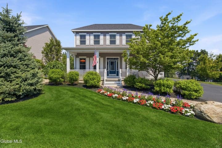 3 Britton Way, Colonie, NY, photo 1