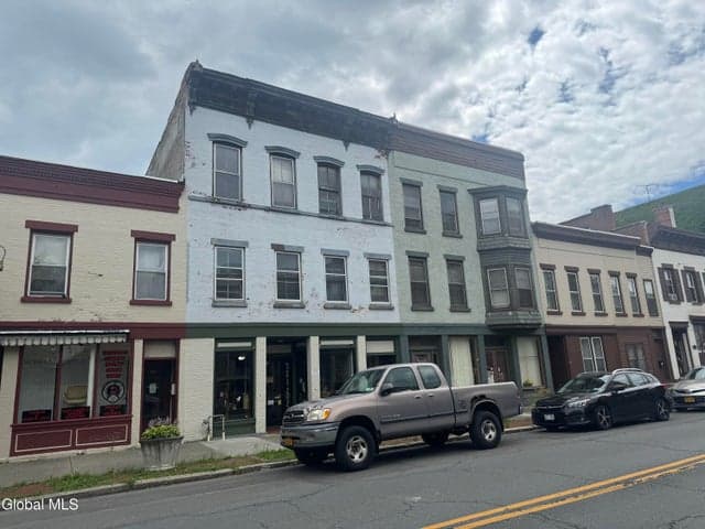616 Second Avenue, Troy, NY, photo 1