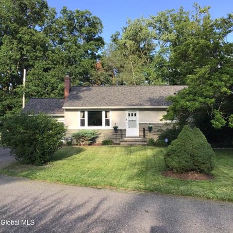 40 Glendale Road, Latham, NY, photo 1