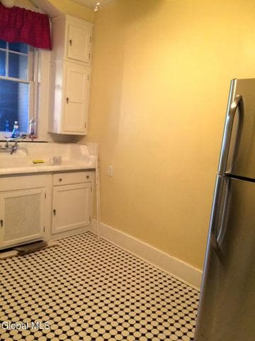 210 Western Avenue, Albany, NY, photo 4