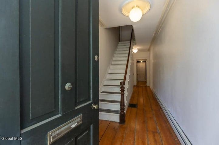 10 Ten Broeck Place, Albany, NY, photo 4